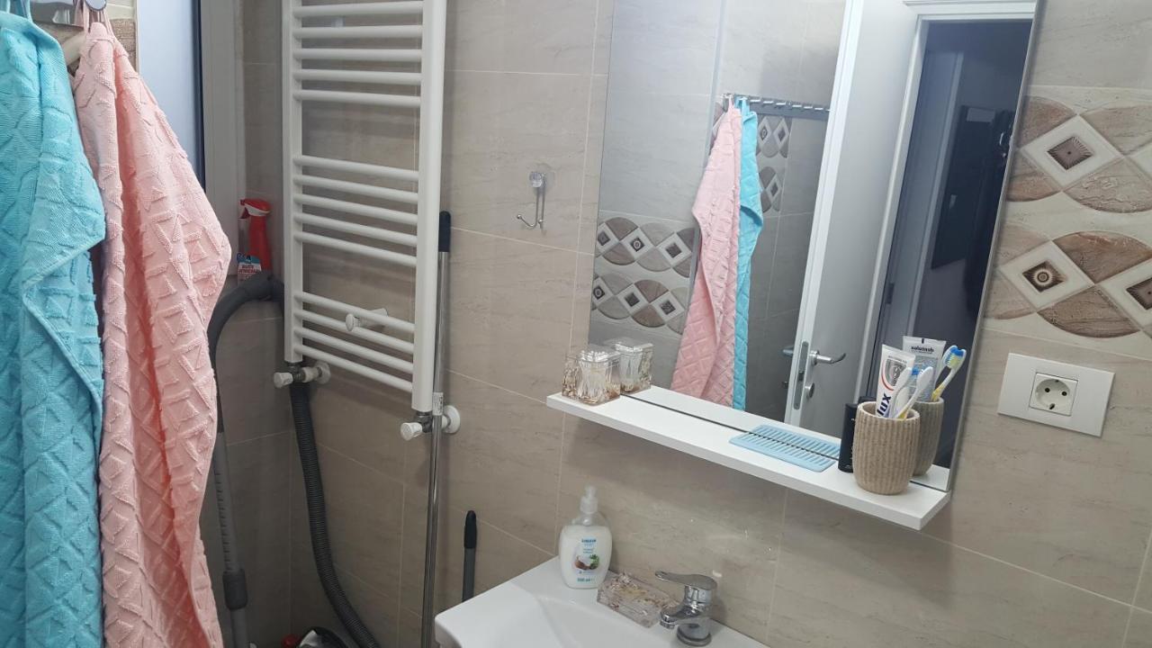 Ferienwohnung Holiday Rezidence Kazeboo Beach Năvodari Exterior foto